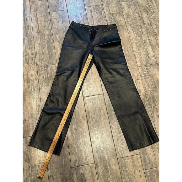 Privilege Paris Women's Black 100% Leather Straight Leg Ankle Pant Size 8 - Picture 2 of 8